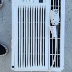 LG Window AC unit