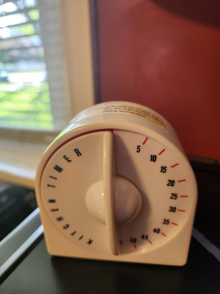 Vintage Pyrex Kitchen Timer, Robinson Knife Mfg 1996.