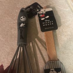Kitchen utensils