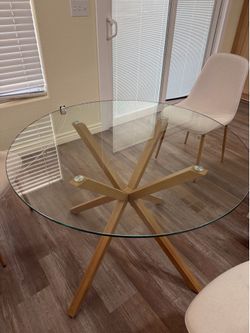 Round glass table