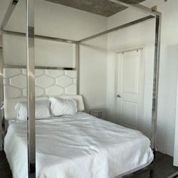 Queen canopy Bed With Mattress And Box Spring 