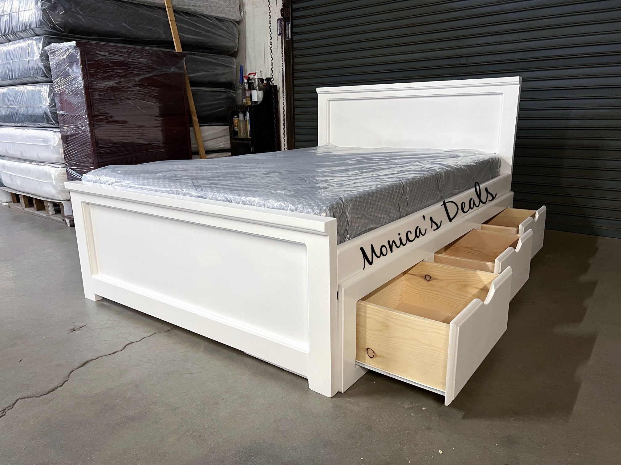 Full Bed With 3 Drawers And Memory Foam Mattress $640