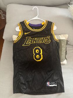Nike Lakers #8 NBA Jersey Size 48