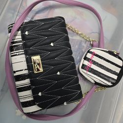 Betsy JohnsonNEW! Purse & Coin Purse Bl & Wht & Plum