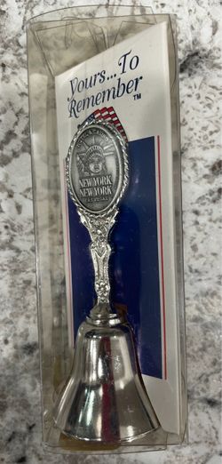 Fort Pewter New York-New York Hotel & Casino Las Vegas Souvenir Bell