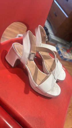 Soda comfy Interior girls heels