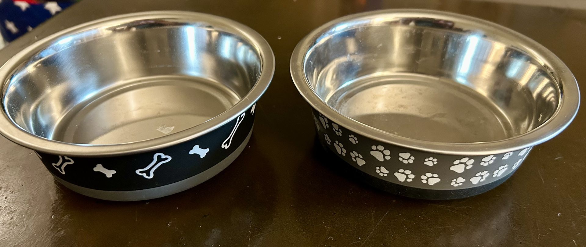 2 Stainless Steel Pet Bowls & Pet Toys