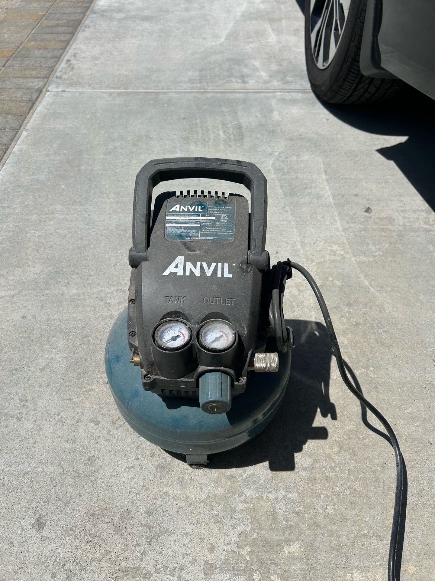Anvil air compressor