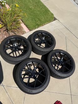 Titan 7 TS-5 Forged 18x8.5 Wheels w/ Michelin PS4S – MK7 Golf R GTI 5x112Titan 7 TS-5 forged wheels with Michelin Pilot Sport 4S tires. Removed from m