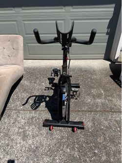 Schwinn IC3 Indoor Cycling Bike