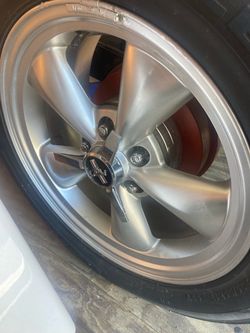 Ford Mustang Bullitt-Style Alloy Wheel with Tires