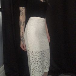 Express Lace Skirt