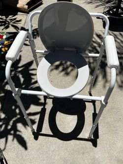 Medical Commode Chair