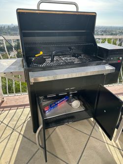 TRAEGER Grill