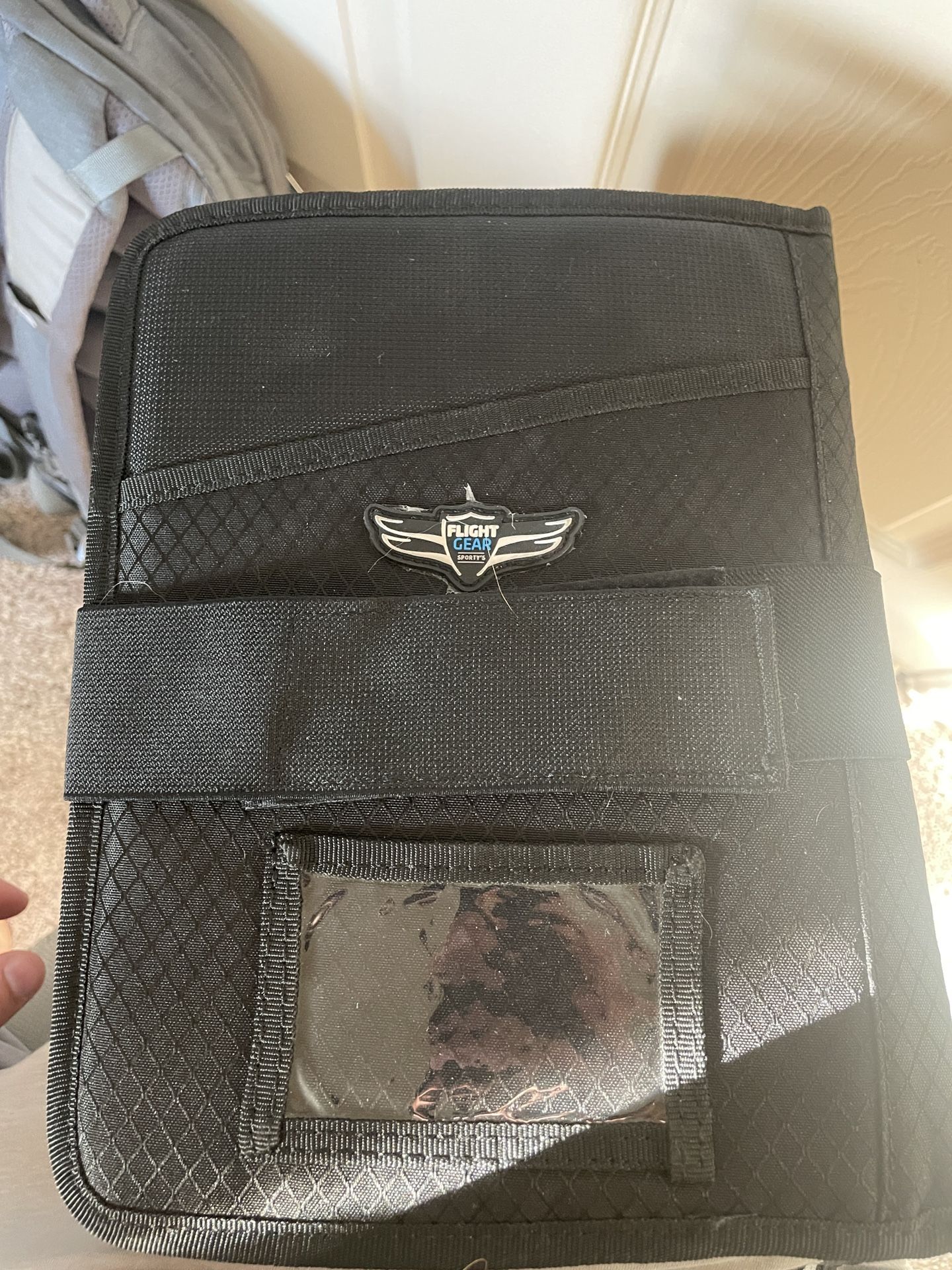 Sporty’s Flight Gear Kneebord