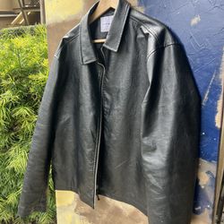 TopmanLeather Jacket Size XL