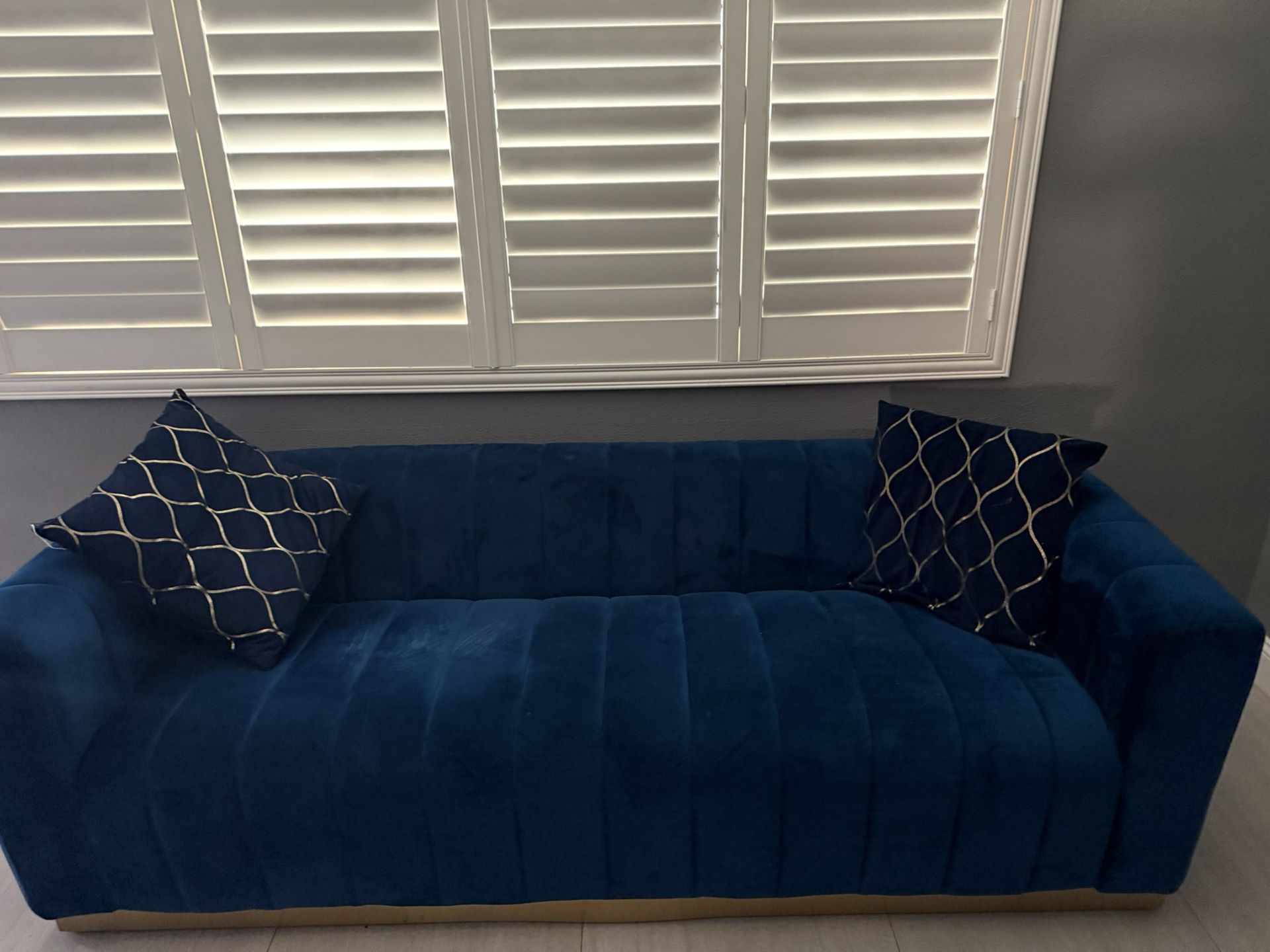Sofa Set Of 4 Pieces