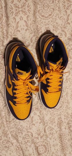 Size 12 Nike Dunk Tennis Shoes Laker Colorway