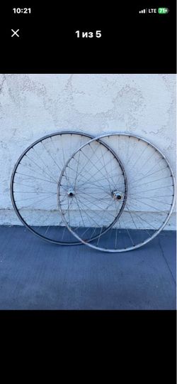 Wheels Campagnolo record.