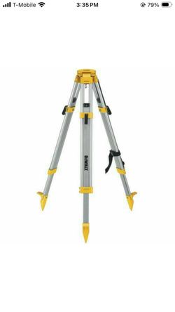 DEWALT DW0737 Construction Tripod NEW IN BOX