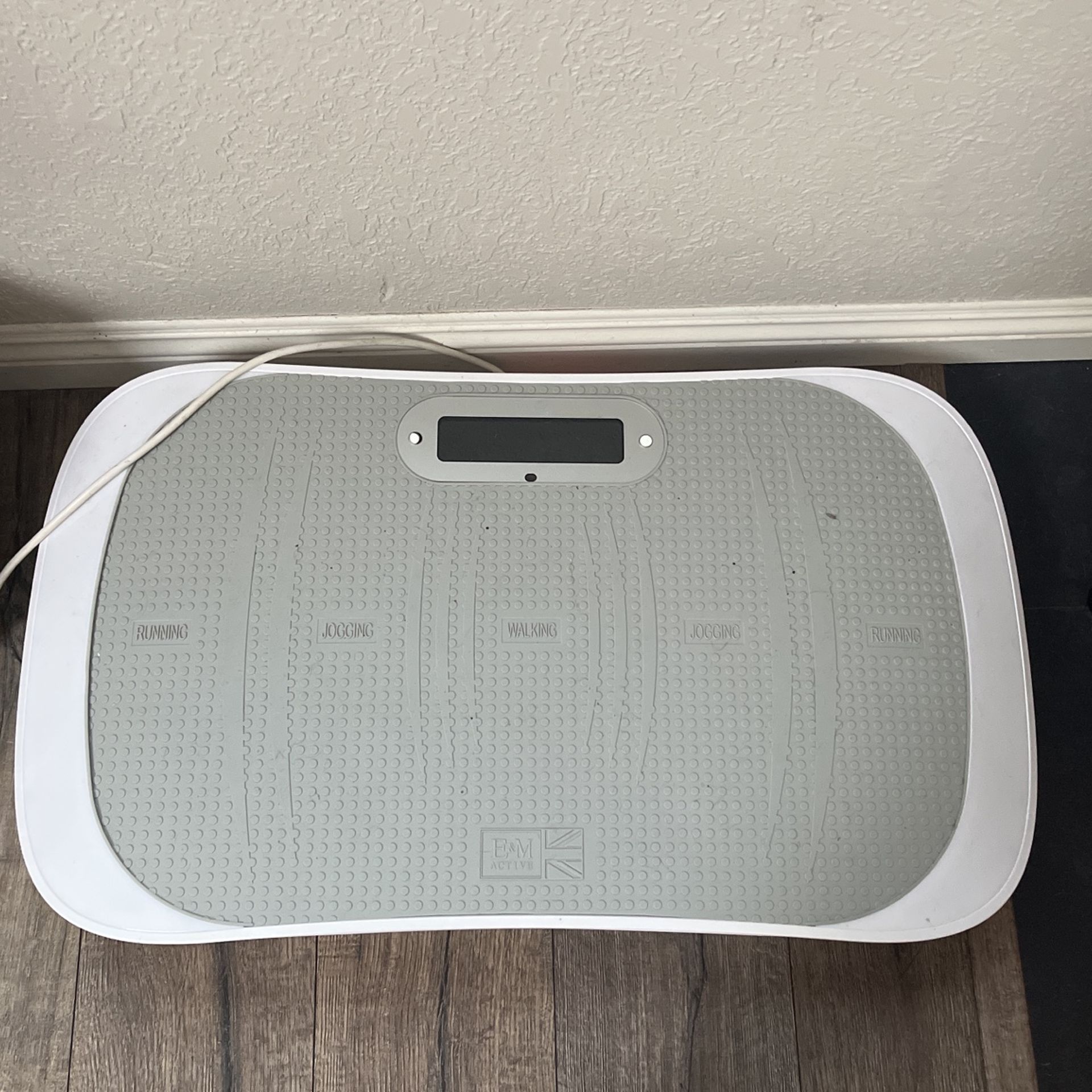 e&m maxburn fitness plate