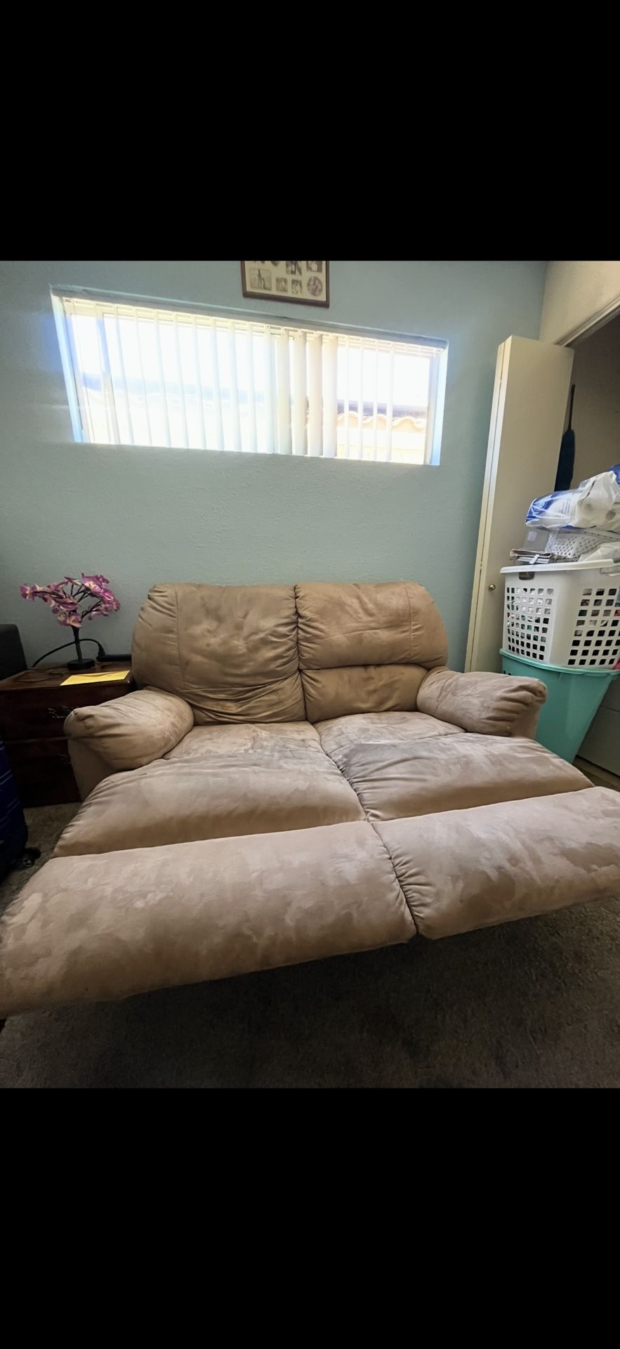 Recliner Sofa