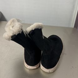 Old Navy Winter Boots 