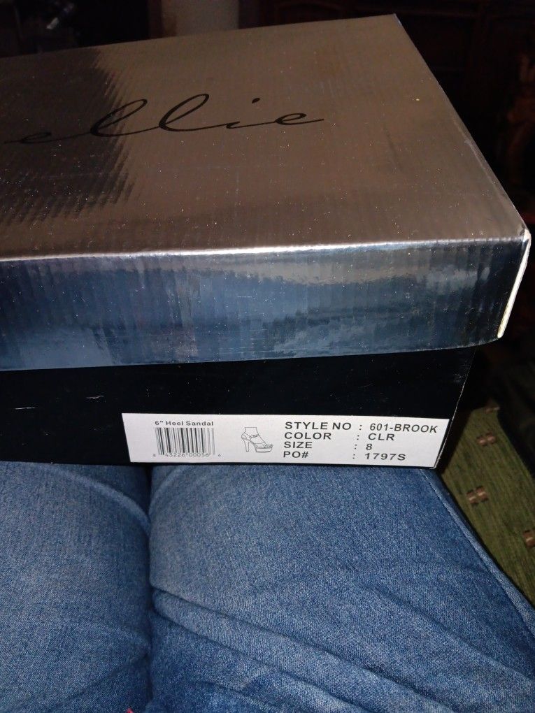 Size 8 HEEL SANDLE