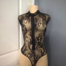 Lace body suit