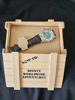 Disney Mickey Mouse Watch in Original Packaging!