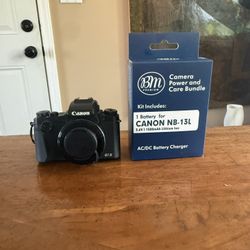 CANON G1X MARK III W/NEW BATTERY