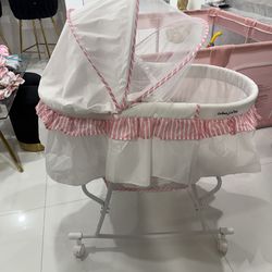 Baby bassinet- moises de Nina