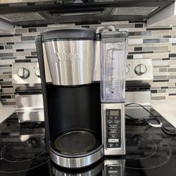 Ninja Coffee Maker – Excellent Condition ☕