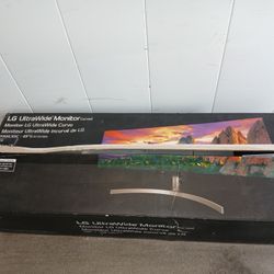 LG UltraWide Led Curved Monitor.  I Buy Audio Gear 
