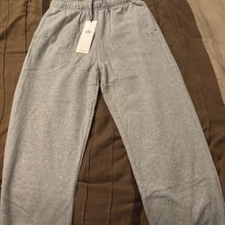 Large Grey Alo Cuffed Sweatpants