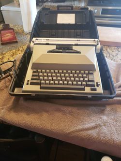 Sears Electric Typewriter 