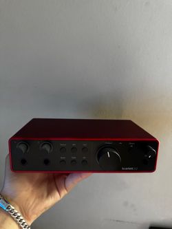 focusrite scarlett 2i2 4th gen