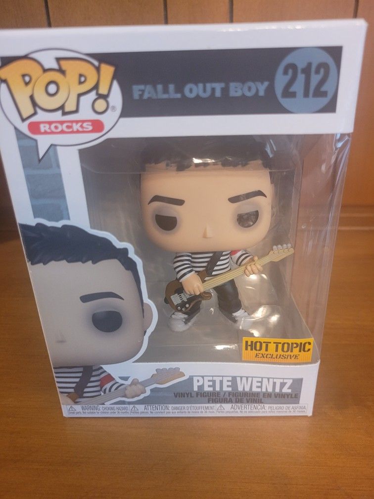 Funko Pop! Rocks Fall Out Boy - Pete Wentz Hot Topic Exclusive