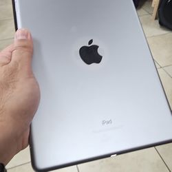 Apple Ipad 5th Generation Price Is Firm Pickup Only 