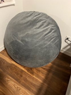 Bean bag 4ft like new