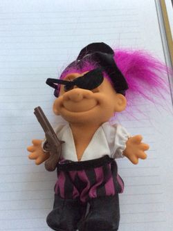 Vintage Russ pirate with gun troll 5 inches tall