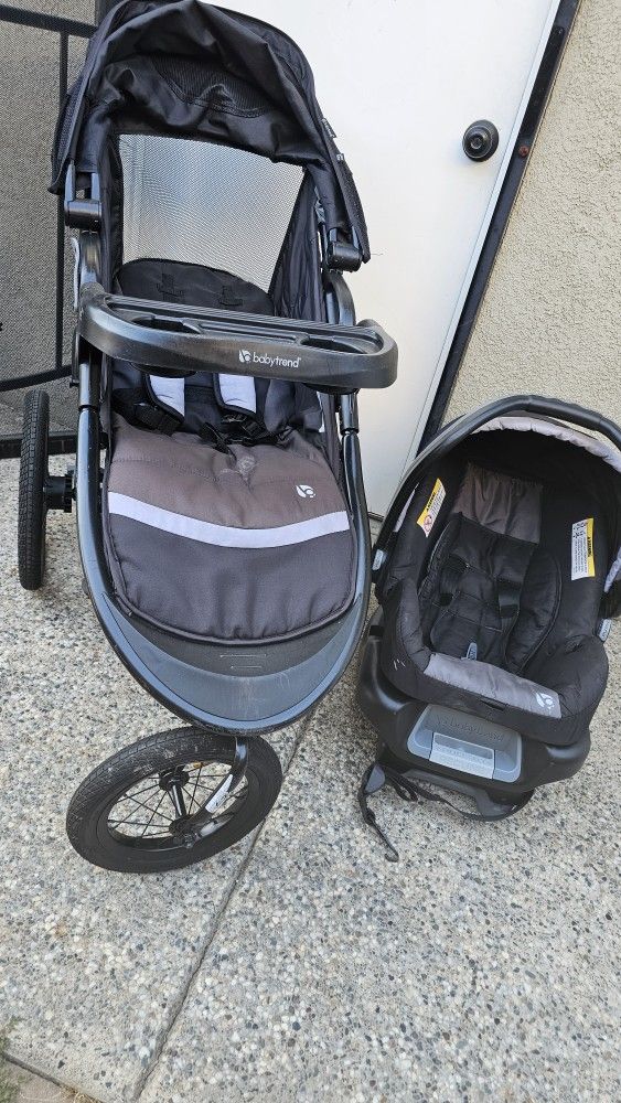 BABY TREND Cartseat And Stroller Combo