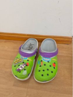 Crocs Toy Story Buzz Lightyear Classic Clogs Size M8 W9