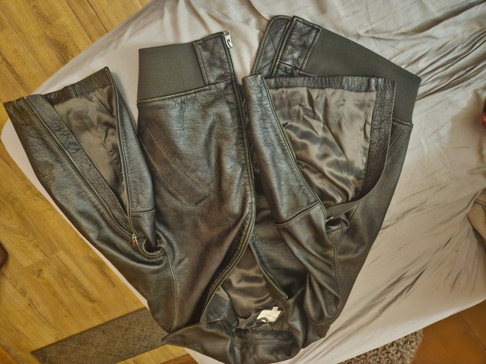 Real Fine Leather Jacket Cost Over 500$ Bucks. 