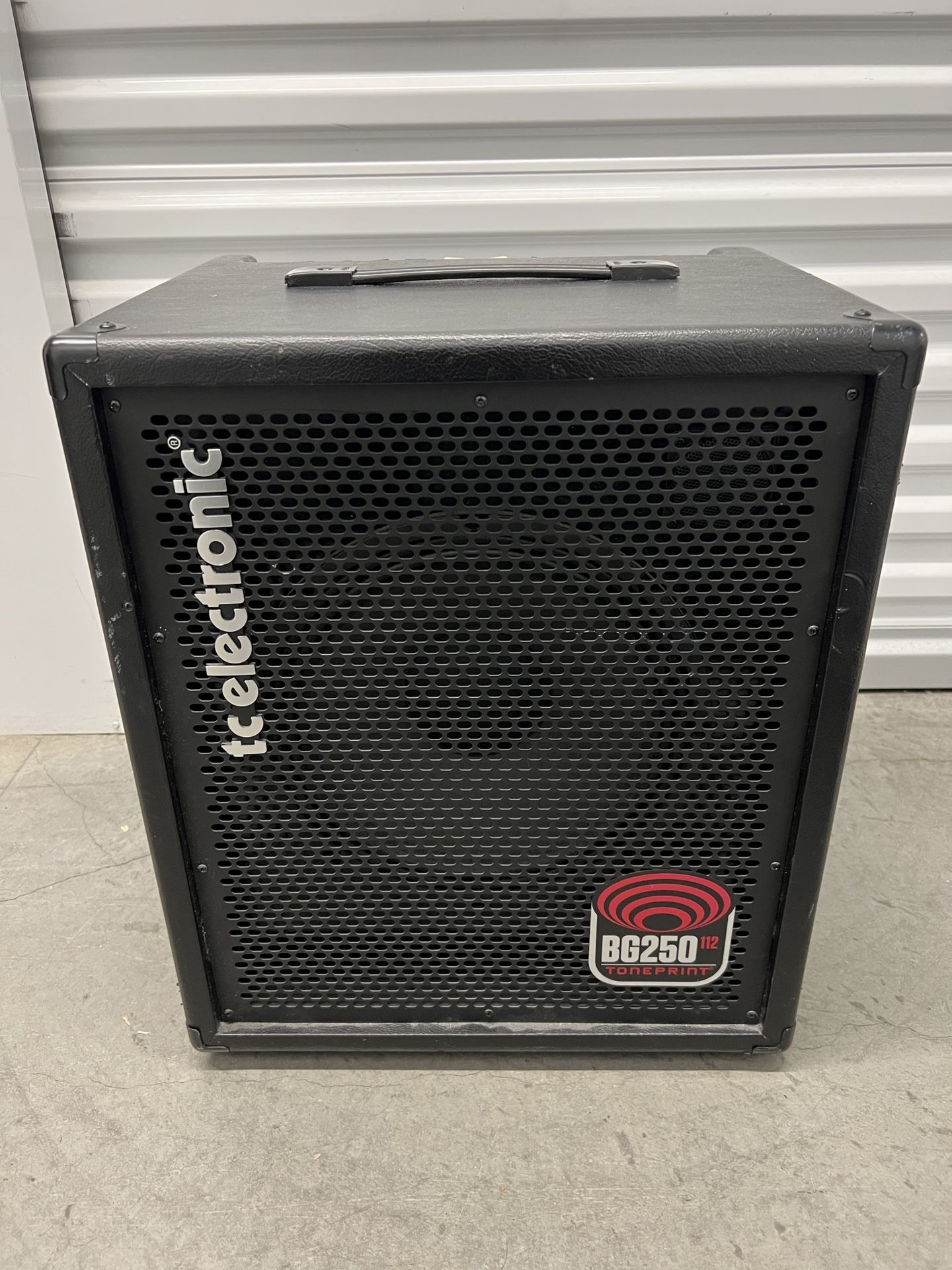 TC Electronic BG250-112 Bass Combo Amp for Sale in Seattle, WA