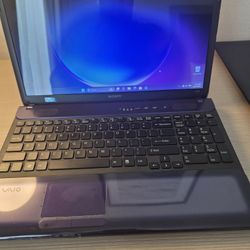 Sony Vaio Laptop i3 8gb Ram 500gb Ssd Windows 11 Charger Included Keyboard Backlight