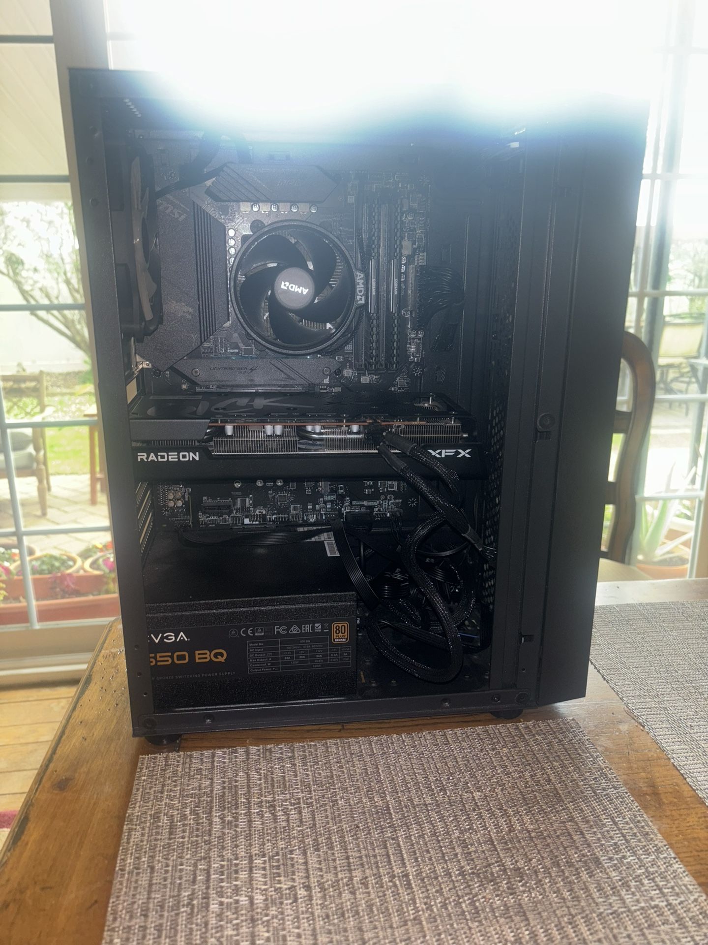 GAMING PC (GPU NOT FRIED BUT NEEDS WORK) COMES WITH KEYBOARD AND MOUSE **