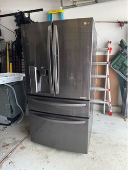 LG refrigerator
