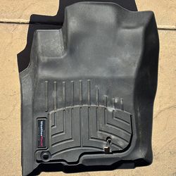4 runner floor mats- 5gen.