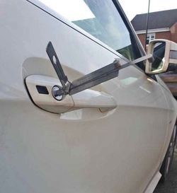 Cerrajero , llaves perdidas o carros a dentro